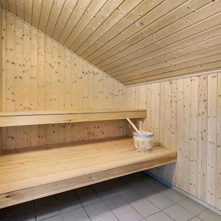 Molleodde Nexo I Vester Somarken