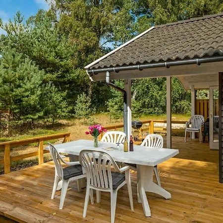 Ferienhaus 4 Bedroom Amazing In Nex Vester Somarken